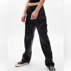 NWT GAP 90s Loose Vegan Leather Mid-Rise Cargo Pants